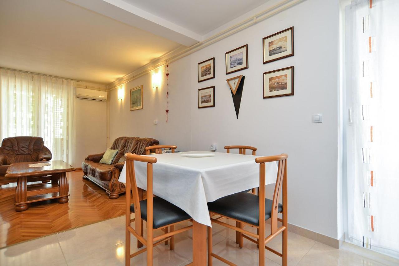 Apartment Snjezana 1064 Rovinj Luaran gambar