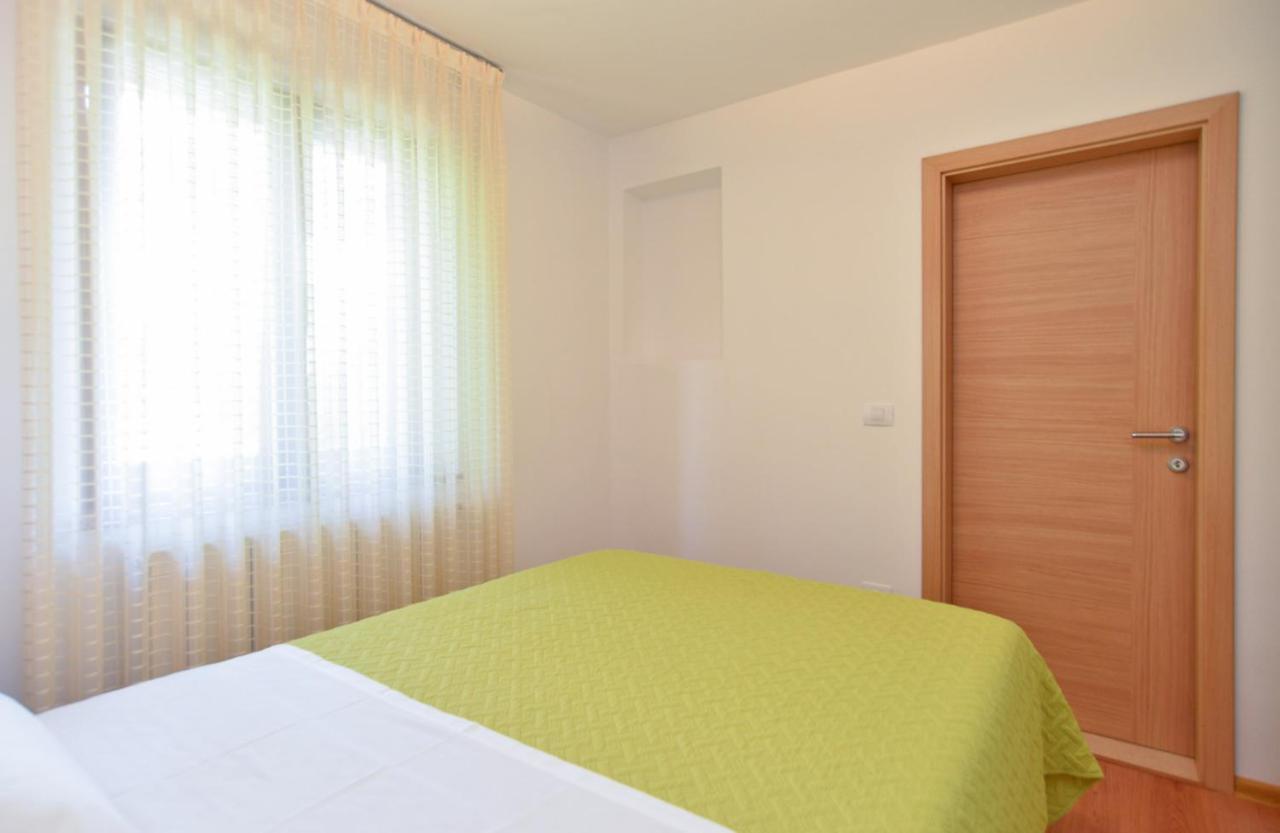 Apartment Snjezana 1064 Rovinj Luaran gambar